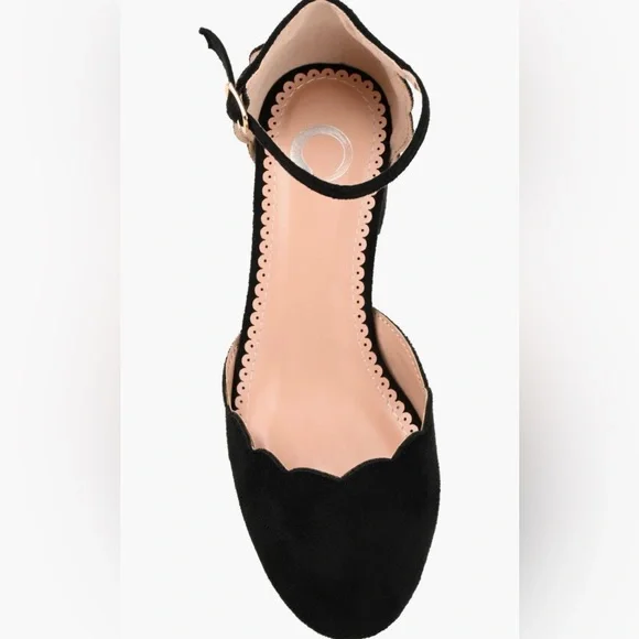 Journee Edna Women's High Heel Pumps - Picture 5 of 12